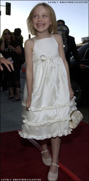DakotaUGLAPremiere102.jpg