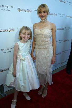 lovely-dakota-uptown-girls-2003-08-09-09.jpg