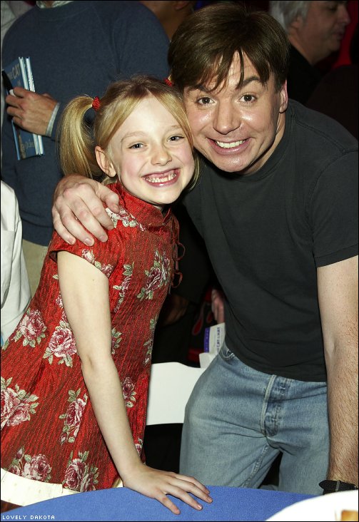 DakotaTCITHPremiere049.jpg