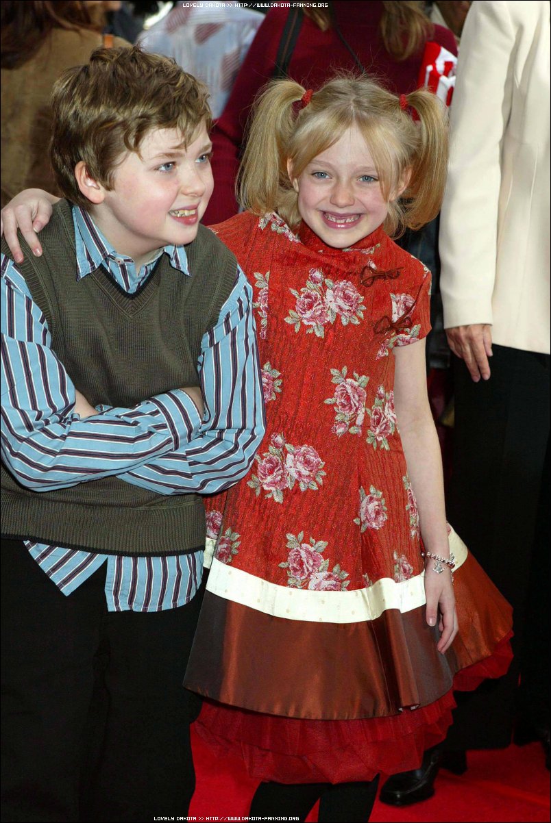 DakotaTCITHPremiere079.jpg