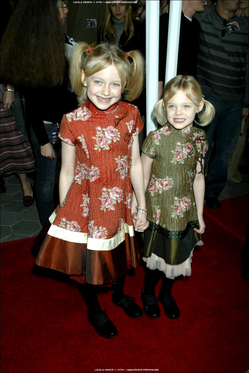 DakotaTCITHPremiere087.jpg
