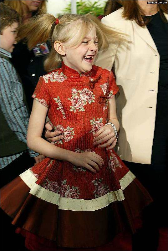 DakotaTCITHPremiere089.jpg