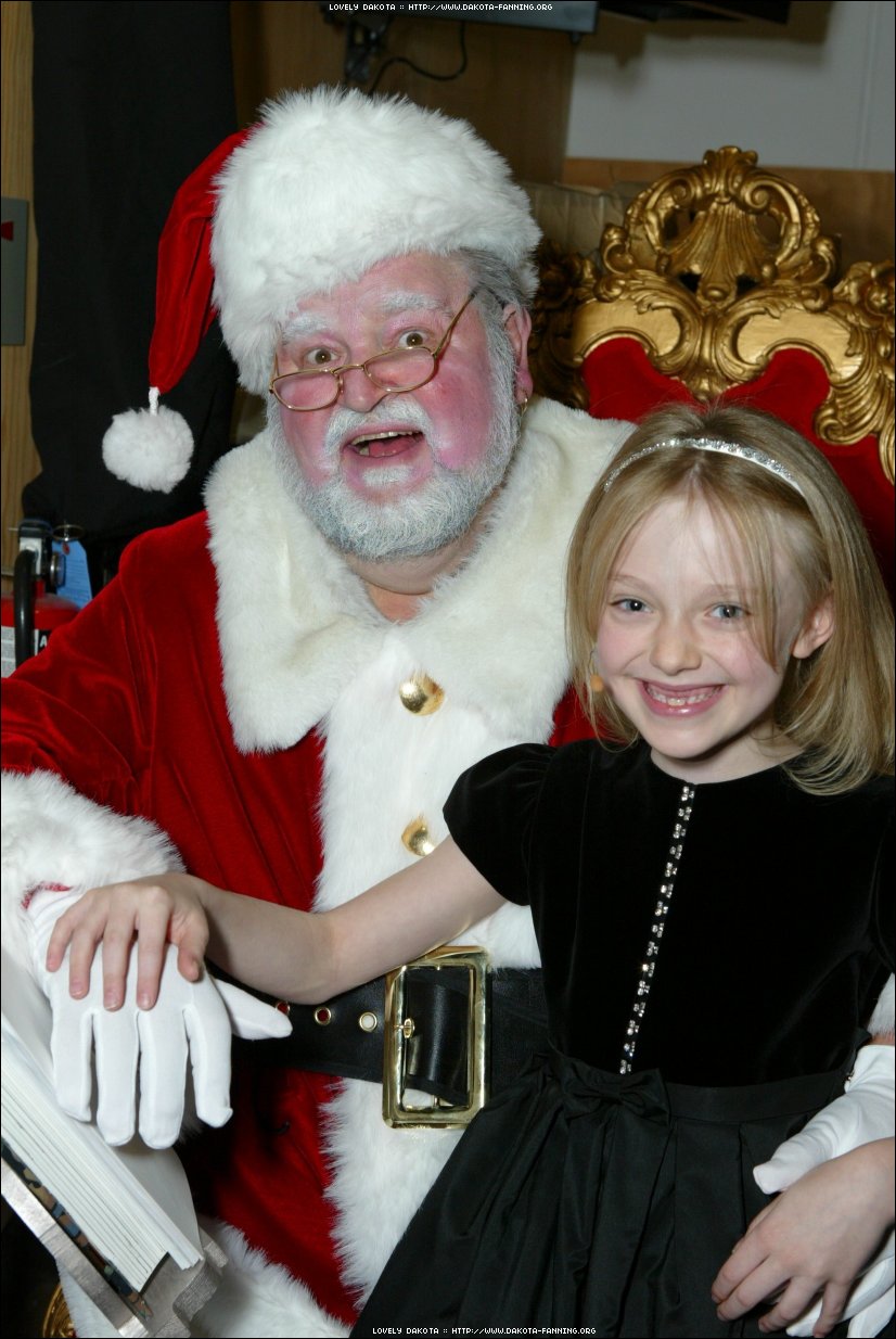lovely-dakota-mancini-2003-12-23-06.jpg