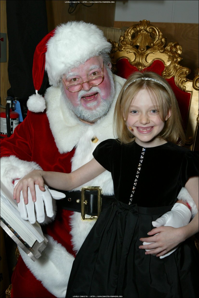 lovely-dakota-mancini-2003-12-23-07.jpg