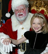 lovely-dakota-mancini-2003-12-23-06.jpg