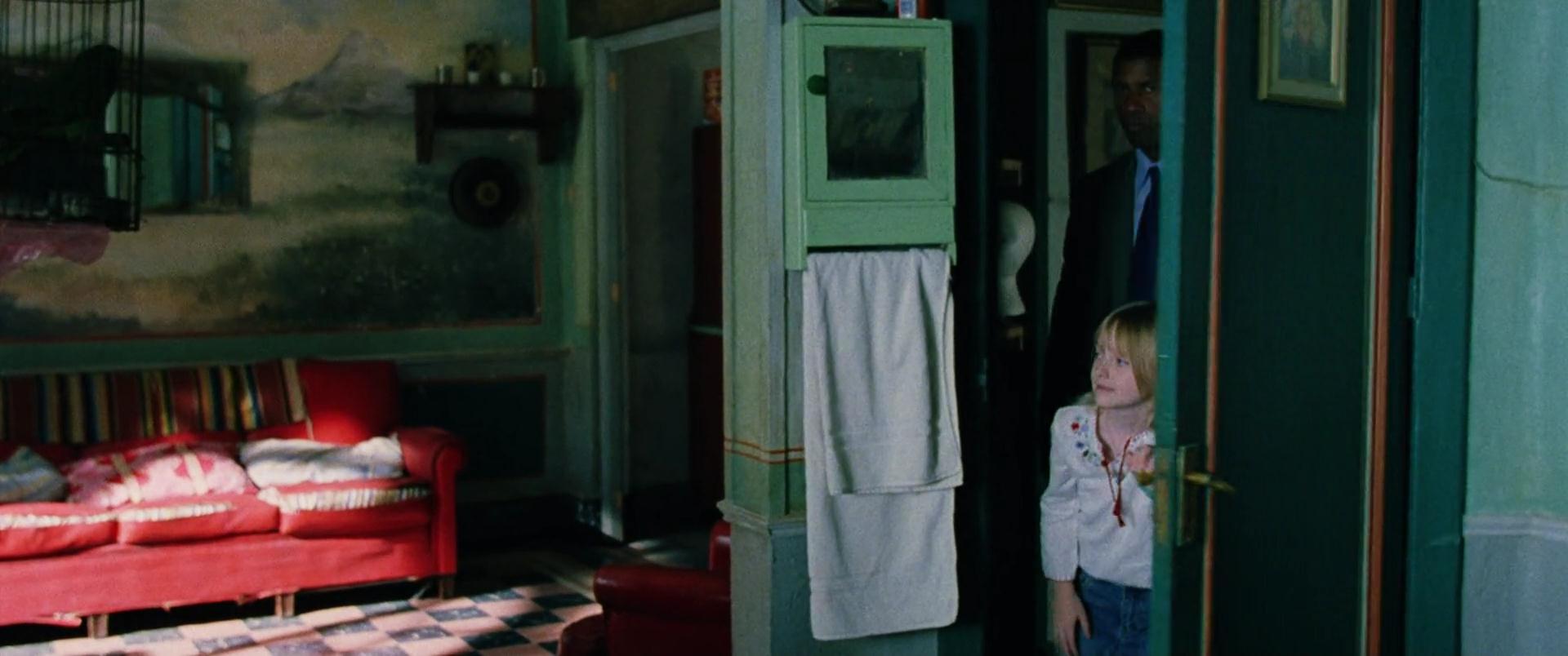 lovely-dakota-man-fire-screen-capture-0016.jpg