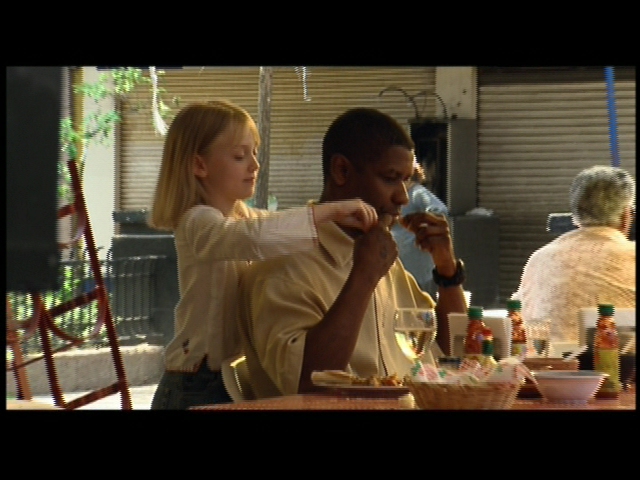 lovely-dakota-man-fire-dvd-making-of-014.jpg