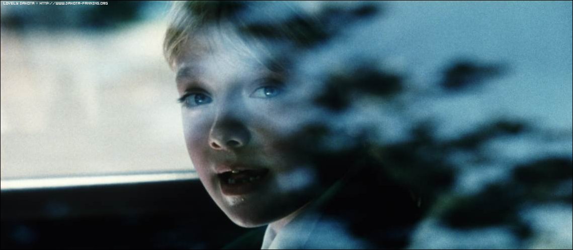 lovely-dakota-man-fire-trailer-007.jpg