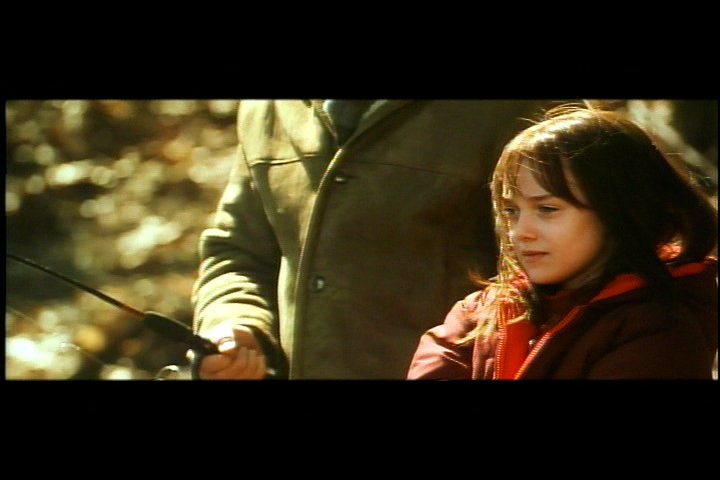 lovely-dakota-hide-seek-dvd-deleted-scene-eat-02.jpg