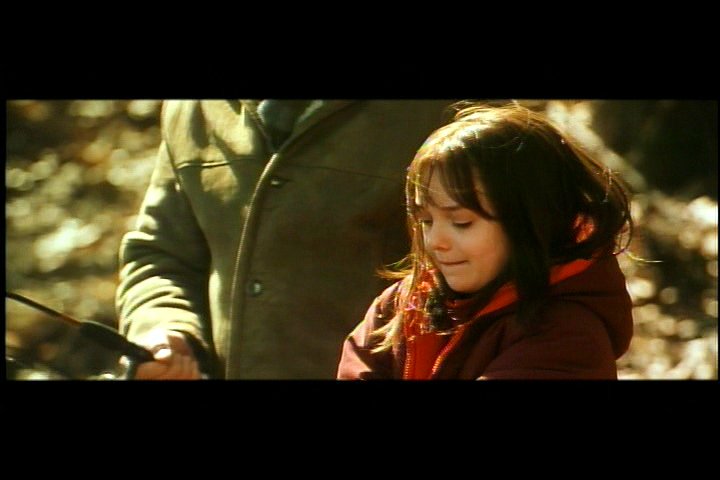 lovely-dakota-hide-seek-dvd-deleted-scene-eat-06.jpg