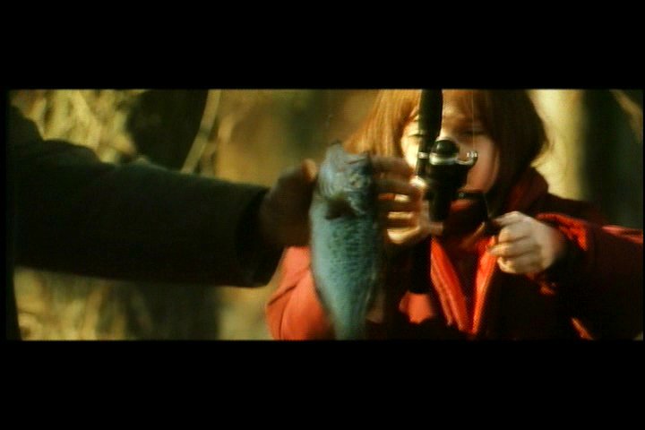 lovely-dakota-hide-seek-dvd-deleted-scene-eat-11.jpg