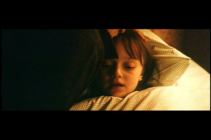 lovely-dakota-hide-seek-dvd-deleted-scene-not-like-12.jpg