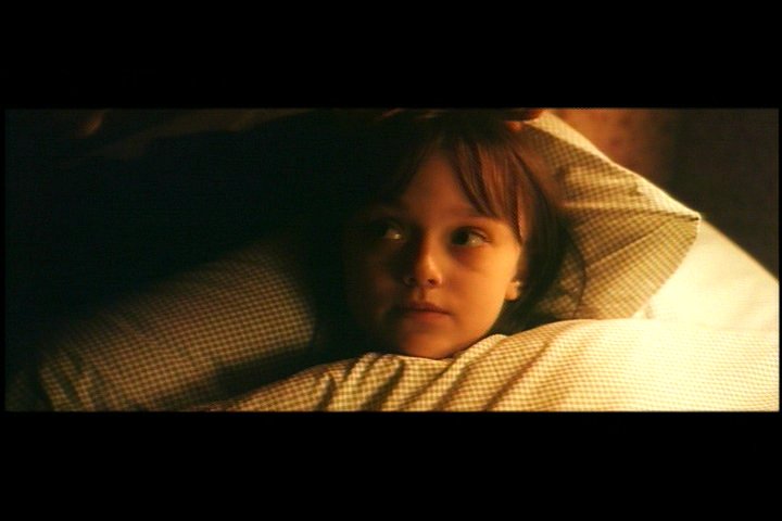 lovely-dakota-hide-seek-dvd-deleted-scene-not-like-13.jpg