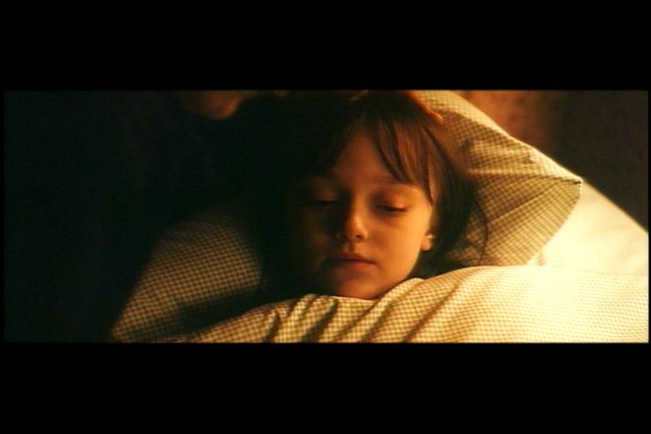 lovely-dakota-hide-seek-dvd-deleted-scene-not-like-14.jpg