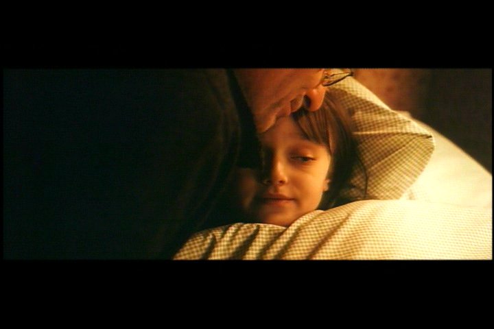 lovely-dakota-hide-seek-dvd-deleted-scene-not-like-15.jpg