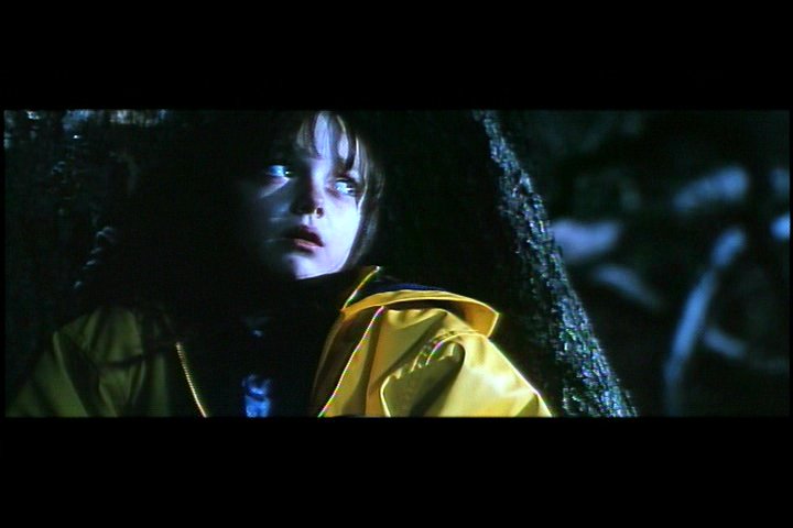 lovely-dakota-hide-seek-dvd-deleted-scene-waiting-10.jpg
