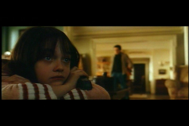 lovely-dakota-hide-seek-dvd-deleted-scene-red-paint-03.jpg