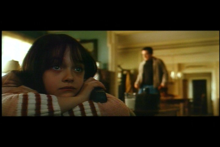 lovely-dakota-hide-seek-dvd-deleted-scene-red-paint-04.jpg