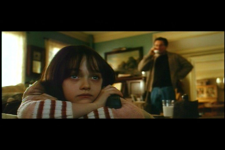 lovely-dakota-hide-seek-dvd-deleted-scene-red-paint-07.jpg