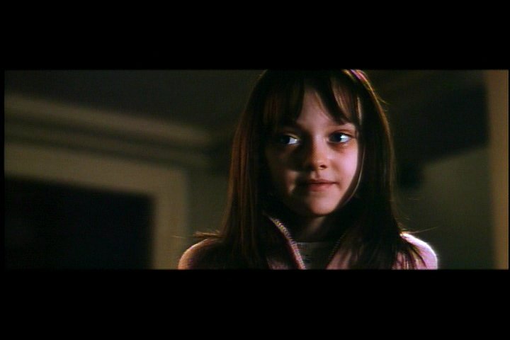 lovely-dakota-hide-seek-dvd-deleted-scene-red-paint-22.jpg