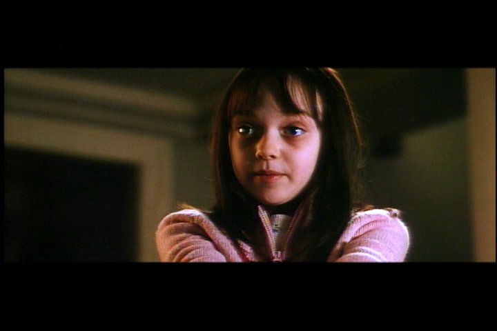 lovely-dakota-hide-seek-dvd-deleted-scene-red-paint-24.jpg
