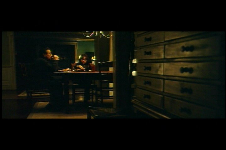 lovely-dakota-hide-seek-dvd-deleted-scene-trying-02.jpg
