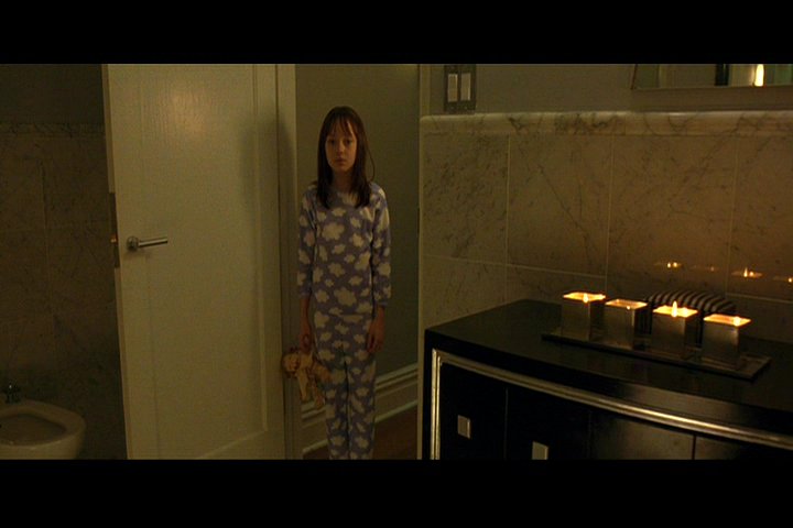 lovely-dakota-hide-seek-screen-capture-037.jpg