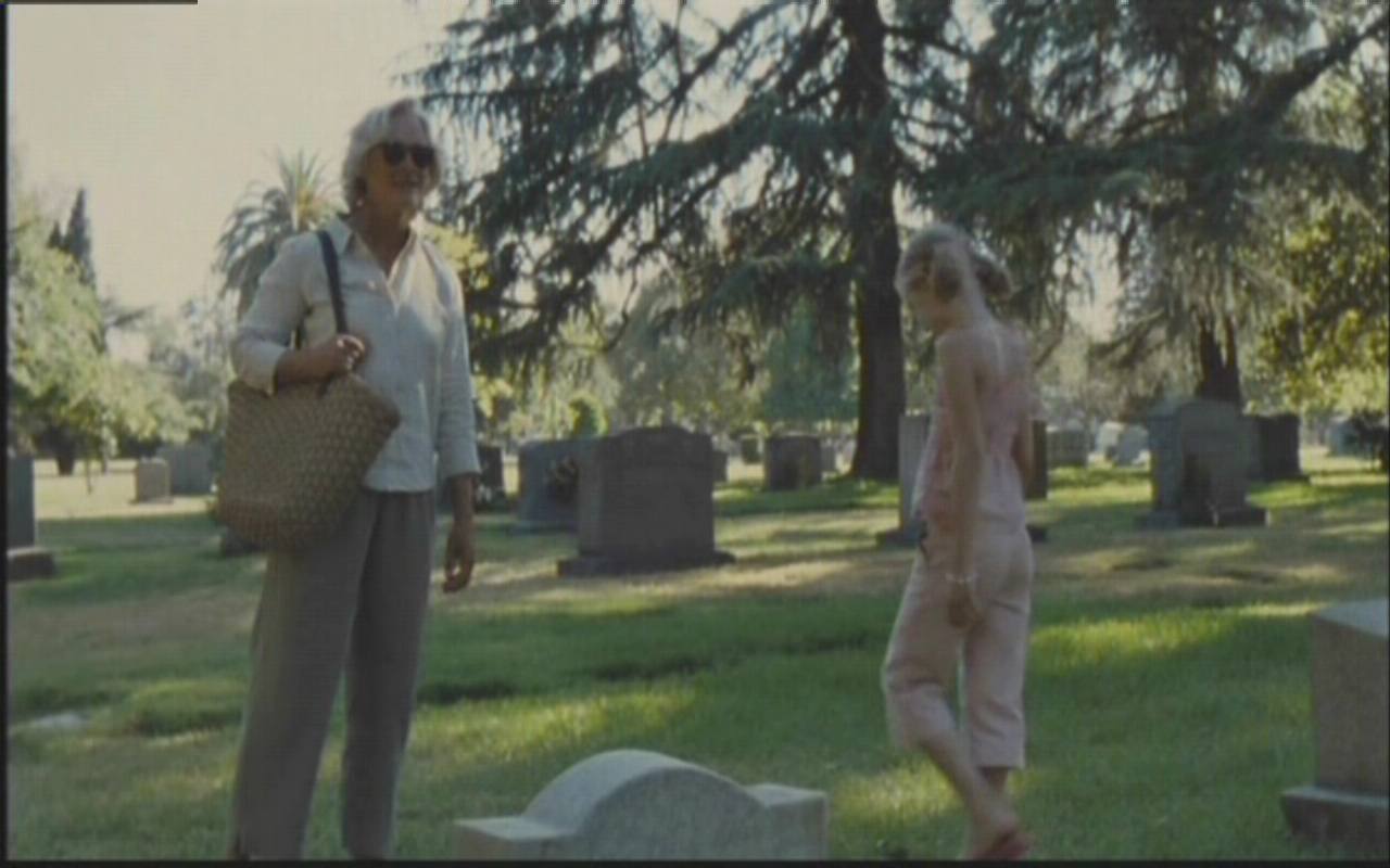 lovely-dakota-nine-lives-screen-capture-020.jpg
