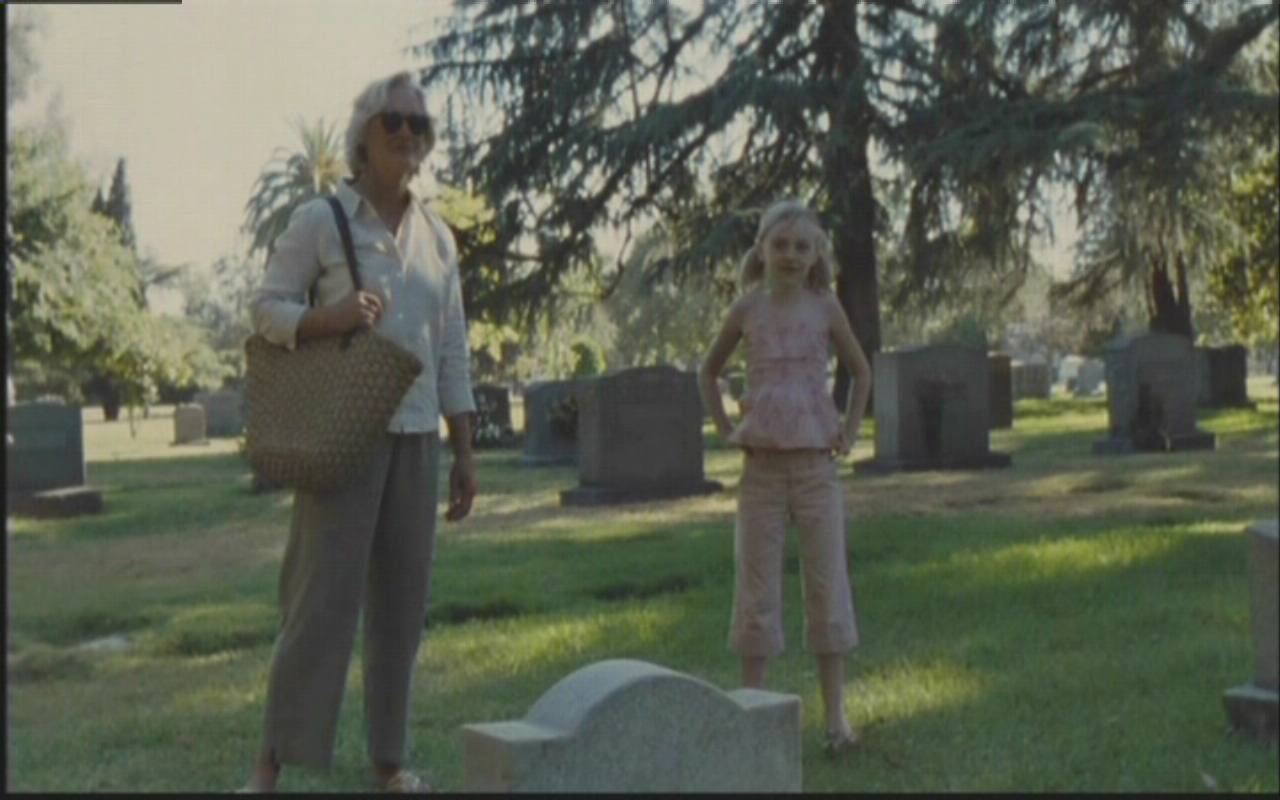 lovely-dakota-nine-lives-screen-capture-023.jpg