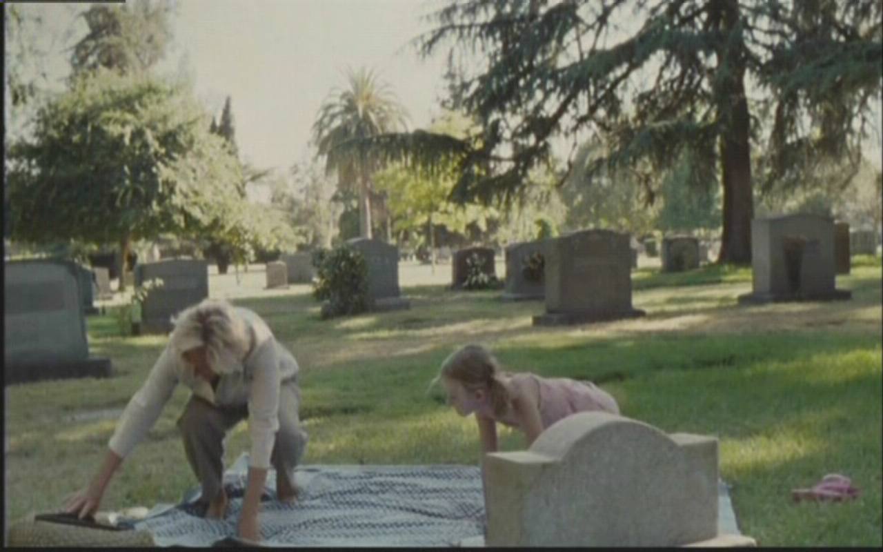 lovely-dakota-nine-lives-screen-capture-026.jpg