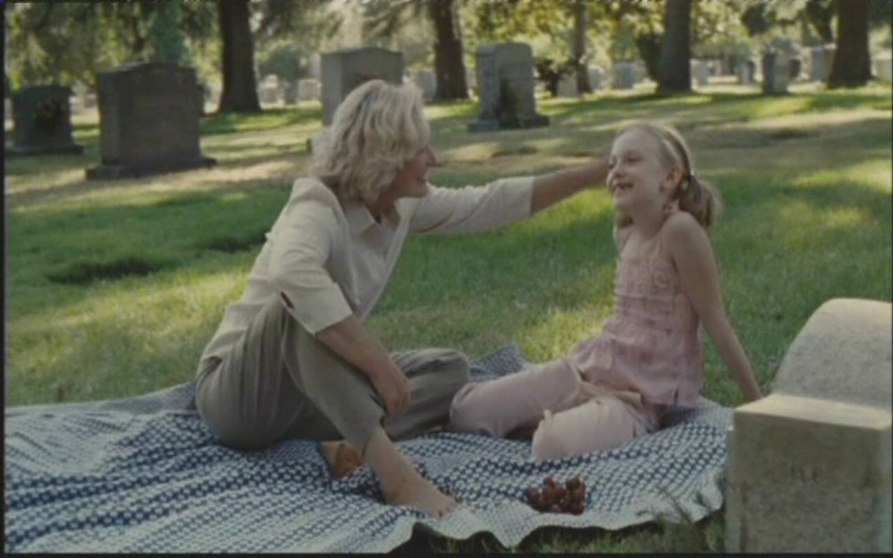 lovely-dakota-nine-lives-screen-capture-029.jpg