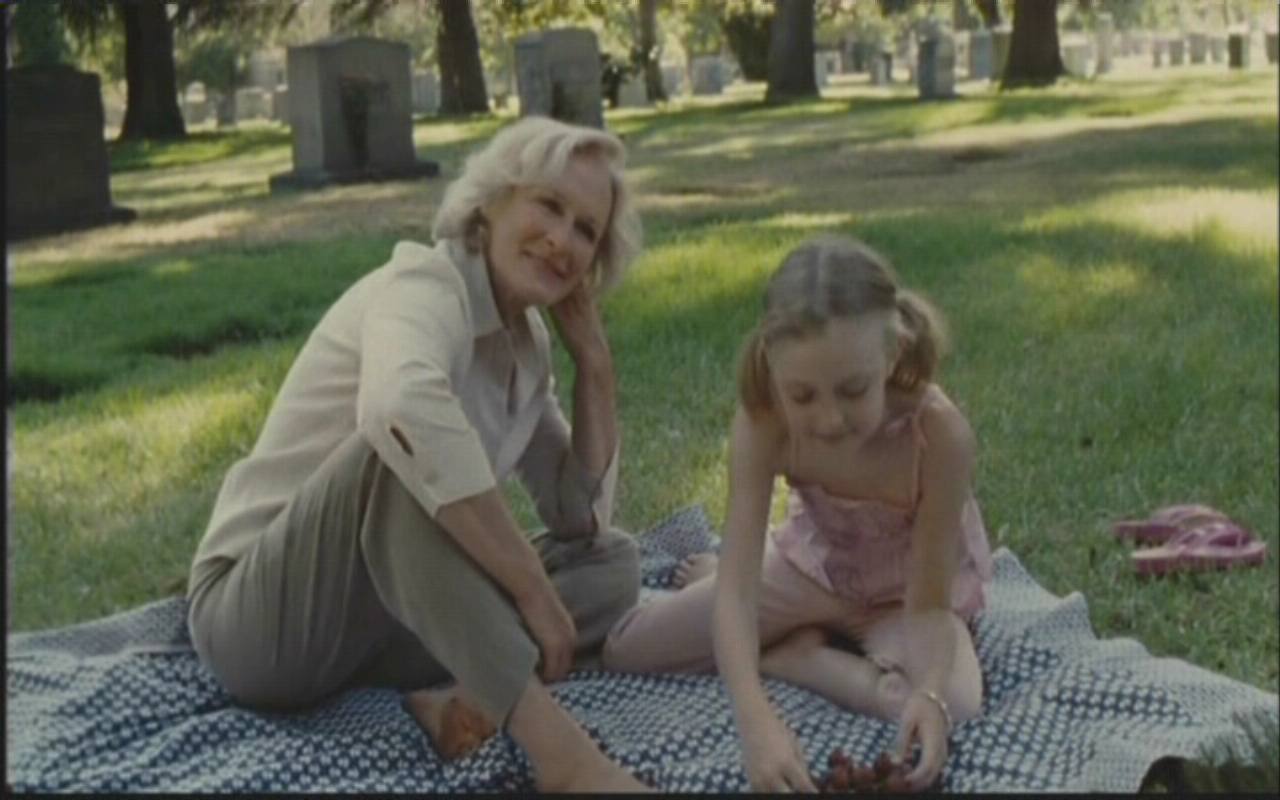 lovely-dakota-nine-lives-screen-capture-030.jpg