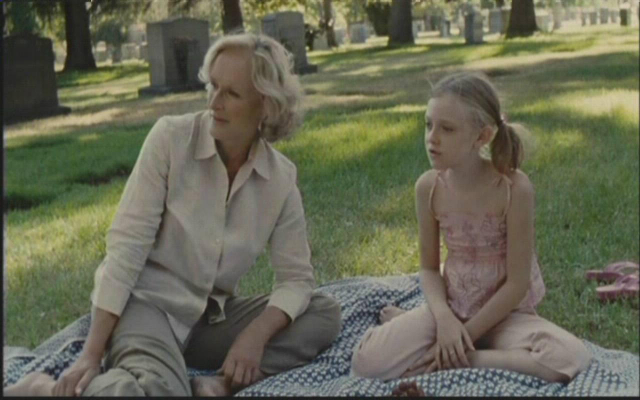 lovely-dakota-nine-lives-screen-capture-038.jpg