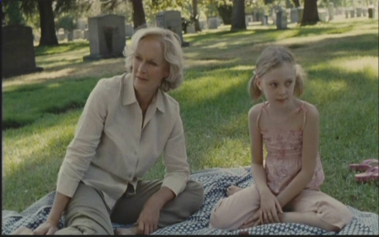 lovely-dakota-nine-lives-screen-capture-039.jpg