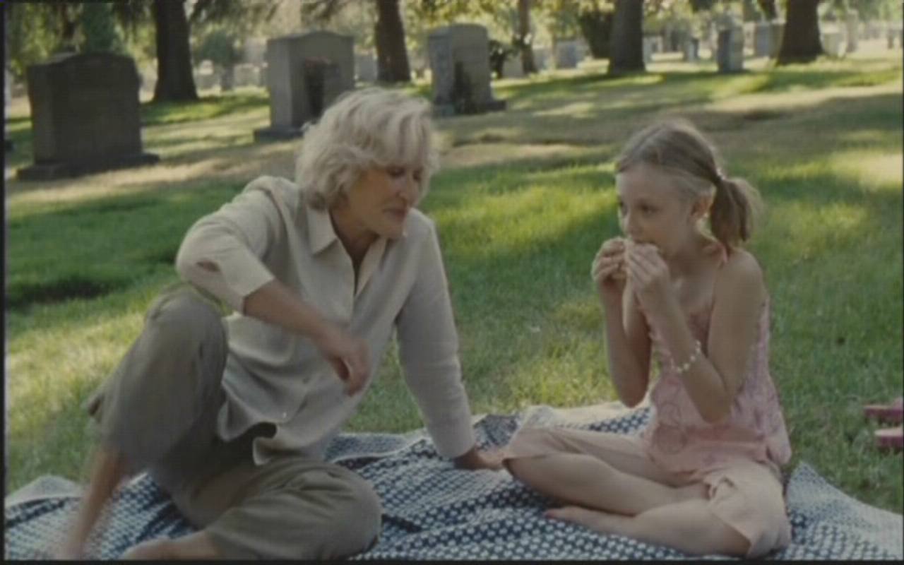 lovely-dakota-nine-lives-screen-capture-045.jpg