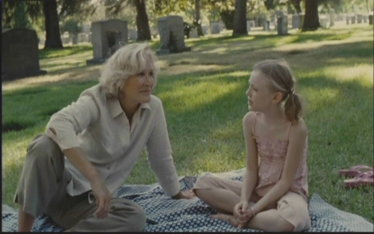 lovely-dakota-nine-lives-screen-capture-046.jpg