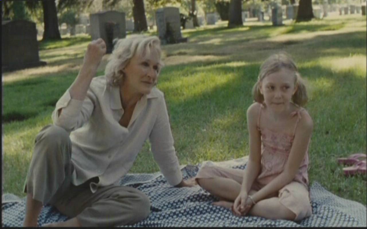 lovely-dakota-nine-lives-screen-capture-047.jpg