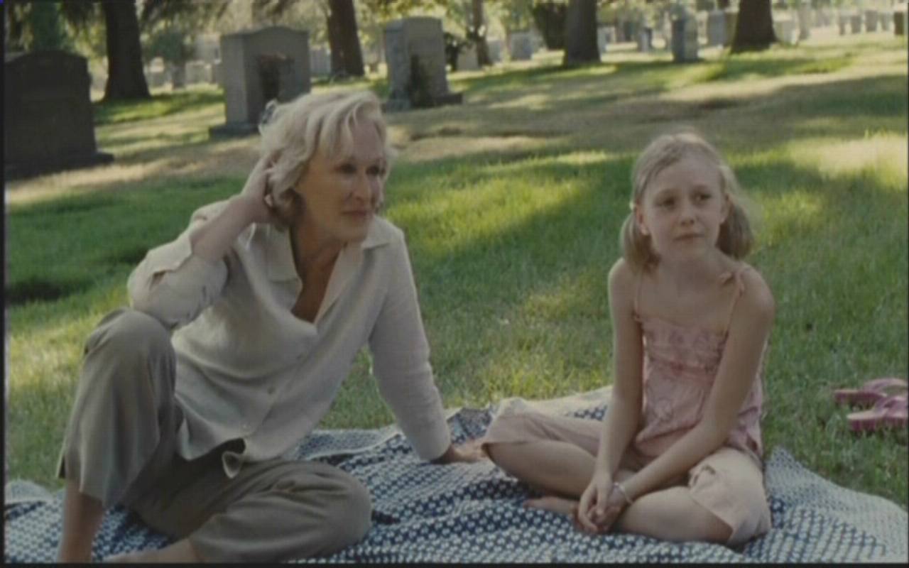 lovely-dakota-nine-lives-screen-capture-048.jpg