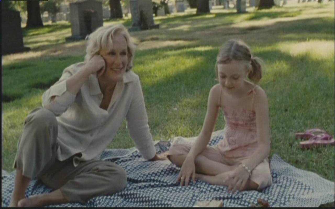 lovely-dakota-nine-lives-screen-capture-050.jpg