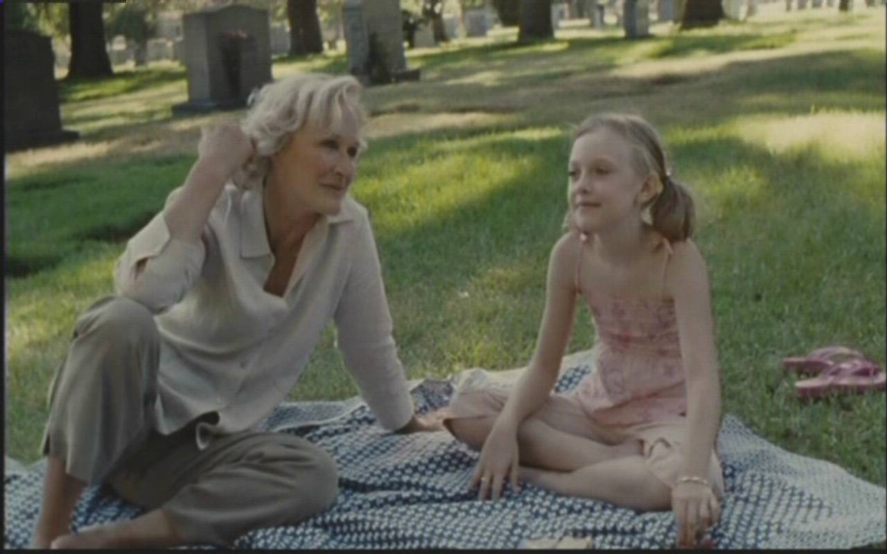 lovely-dakota-nine-lives-screen-capture-051.jpg