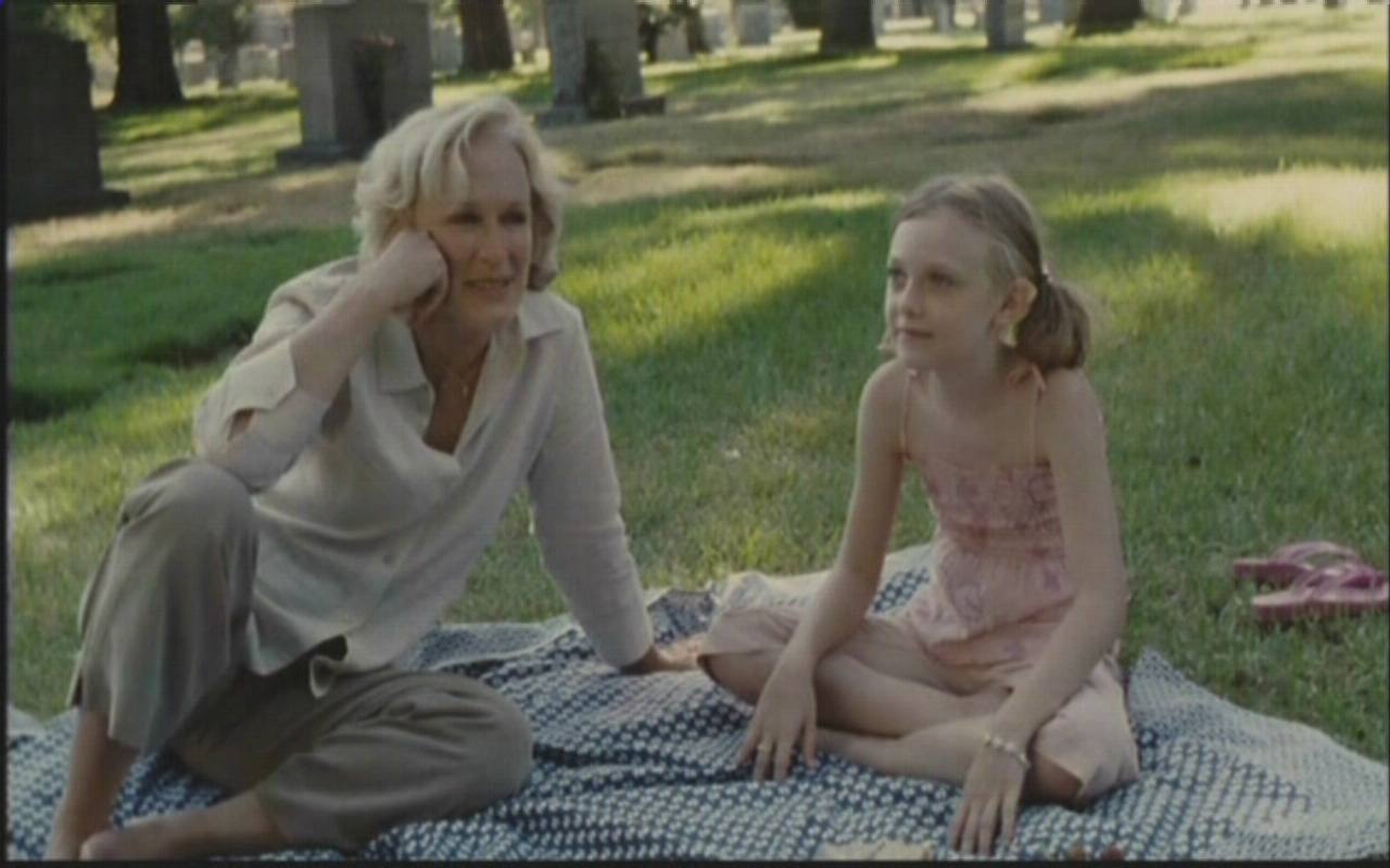 lovely-dakota-nine-lives-screen-capture-052.jpg