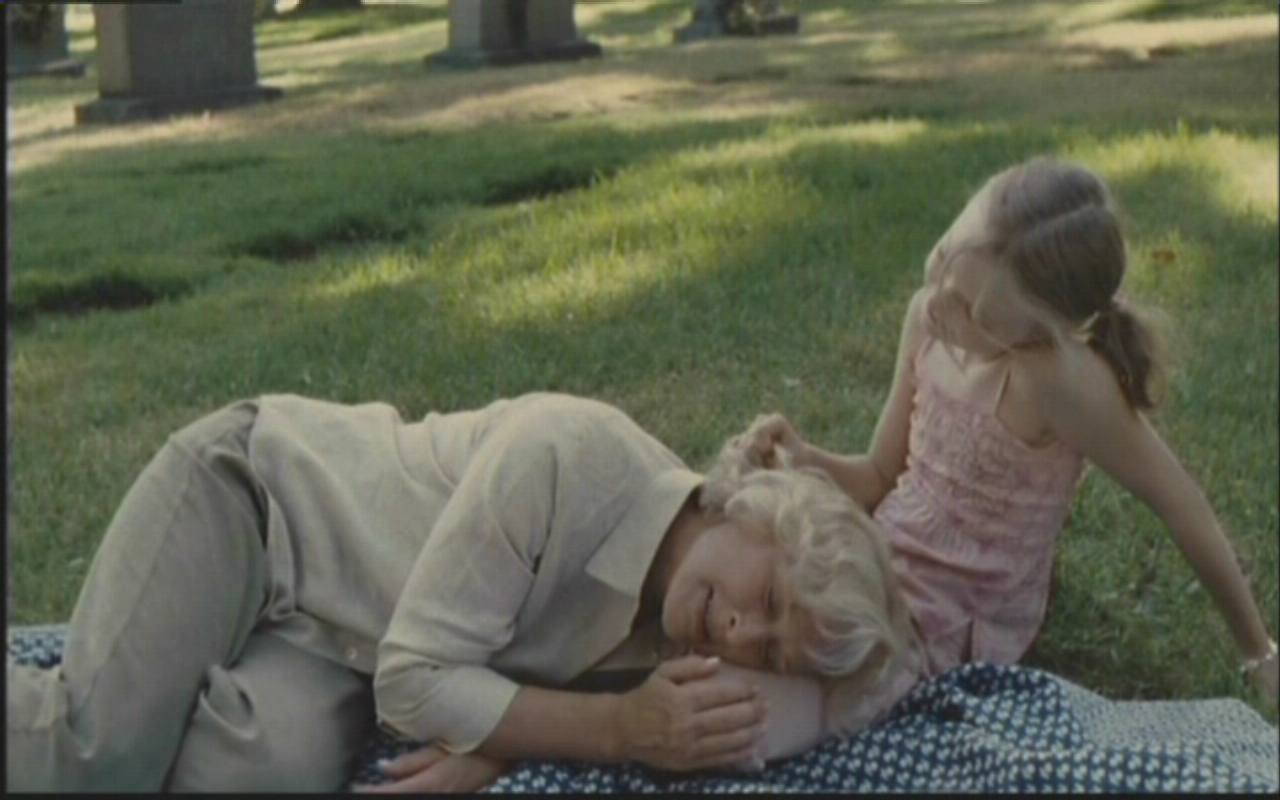 lovely-dakota-nine-lives-screen-capture-103.jpg