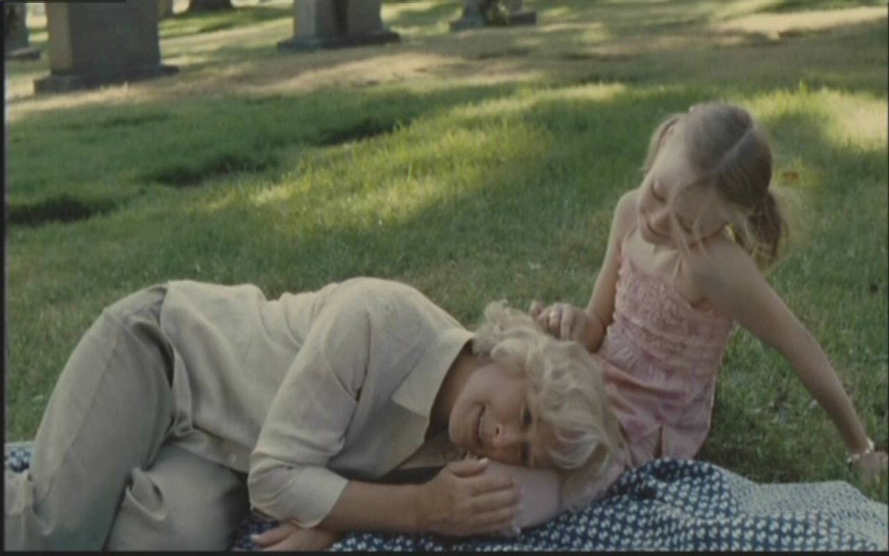 lovely-dakota-nine-lives-screen-capture-104.jpg