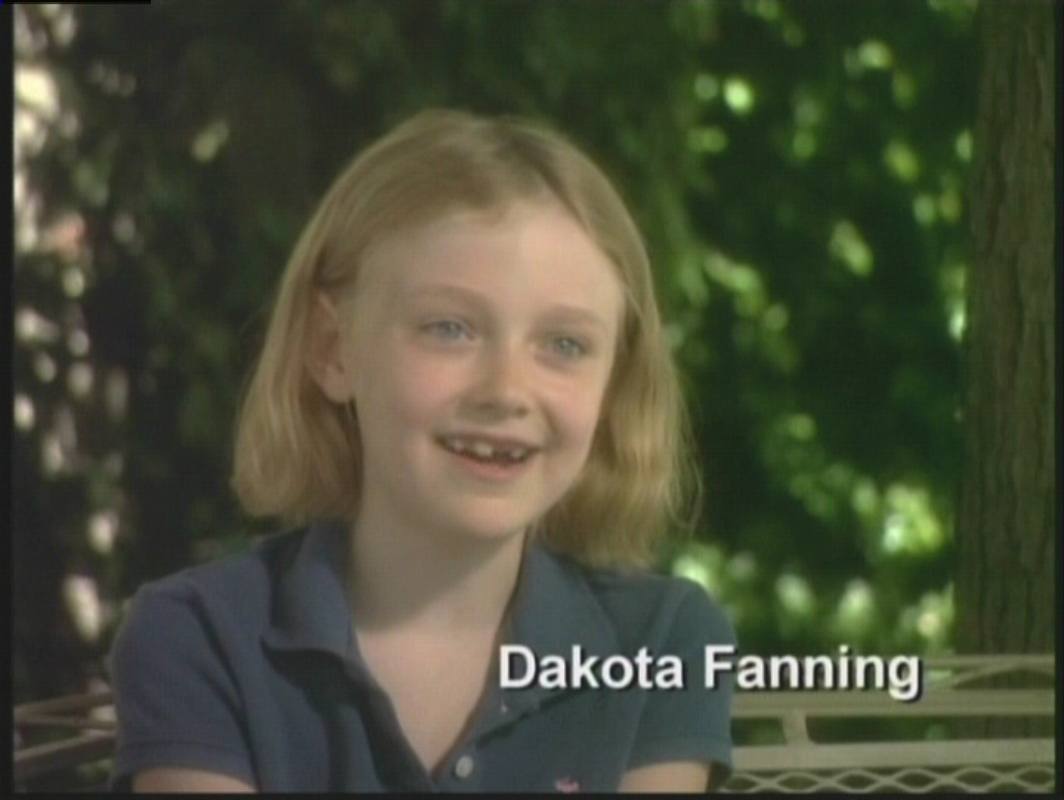 lovely-dakota-nine-lives-dvd-interview-40.jpg