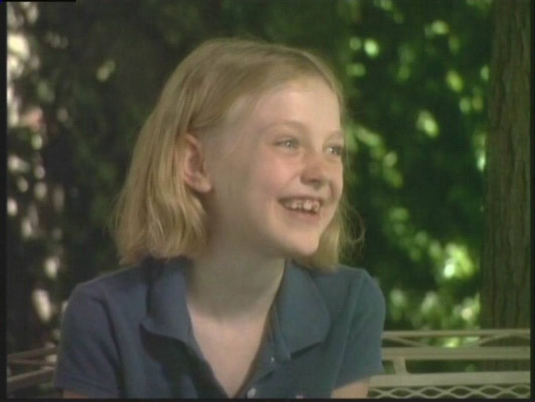 lovely-dakota-nine-lives-dvd-interview-45.jpg