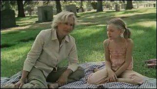lovely-dakota-nine-lives-trailer-09.jpg