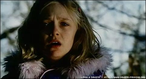 lovely-dakota-war-worlds-japanese-teaser-02.jpg