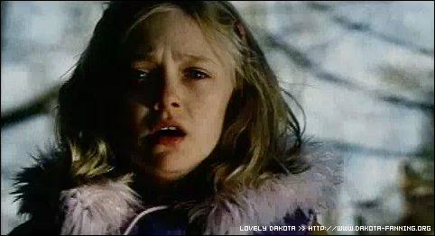 lovely-dakota-war-worlds-japanese-teaser-03.jpg