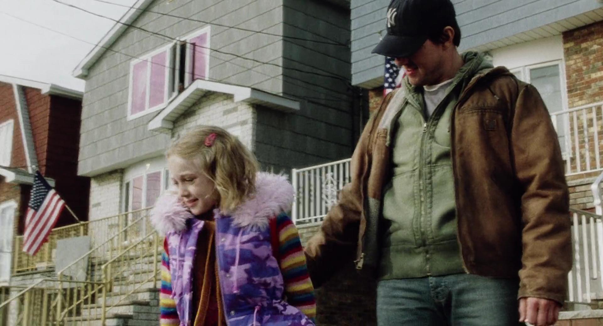 lovely-dakota-war-worlds-screen-capture-007.jpg