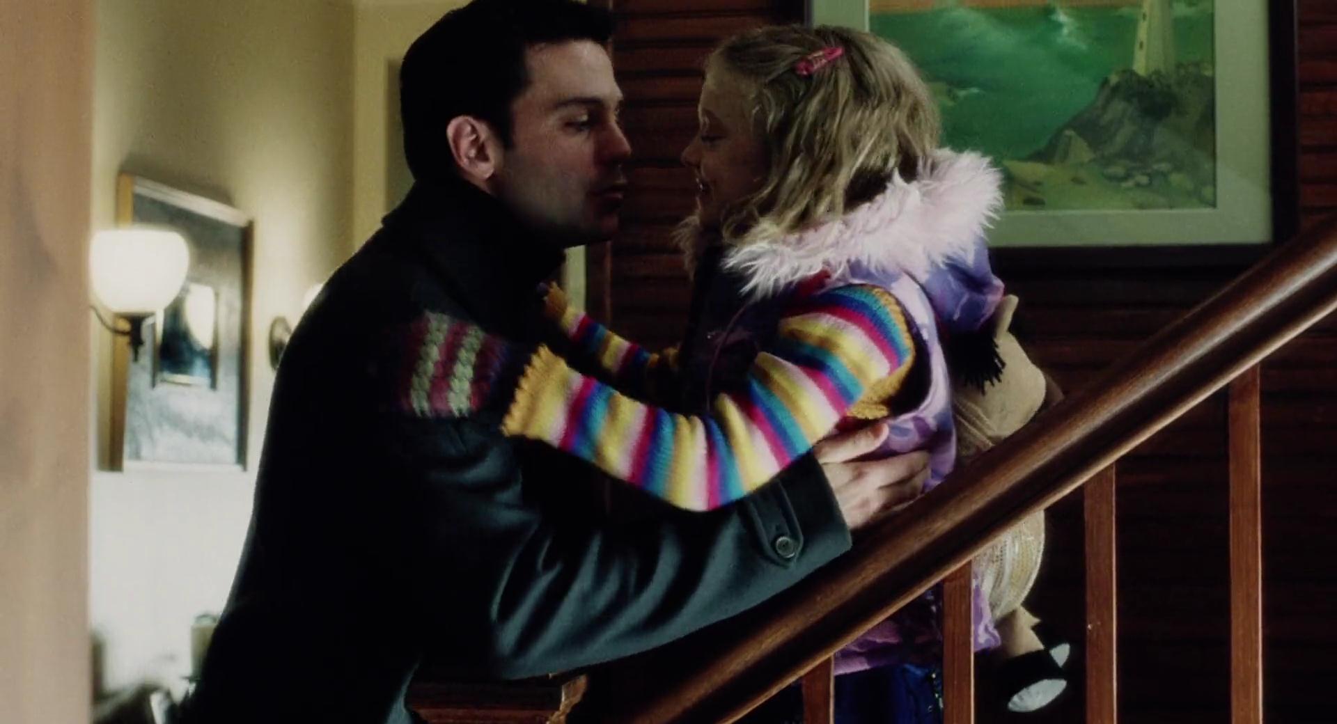 lovely-dakota-war-worlds-screen-capture-028.jpg